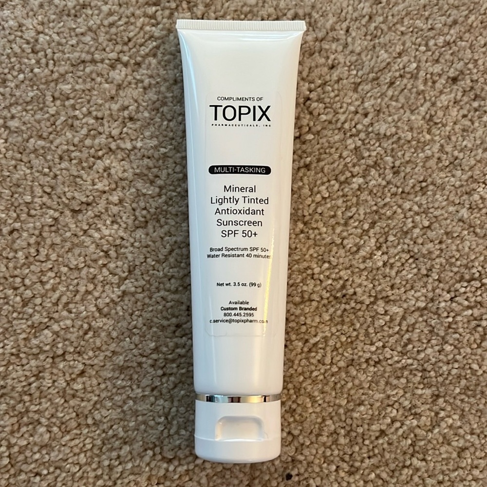 Topix brand new unopened mineral lightly tinted spf 50+